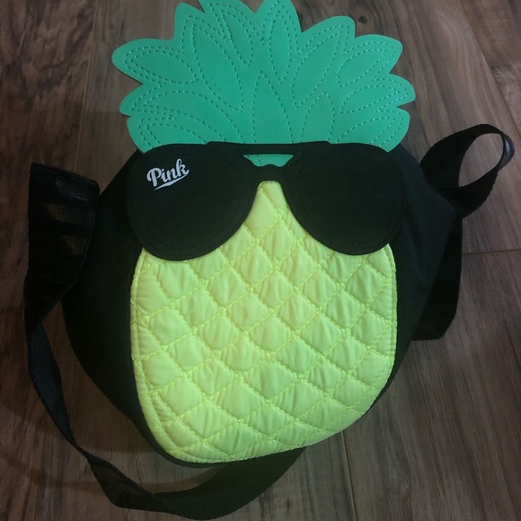 Pineapple mini cooler - Picture 1 of 4